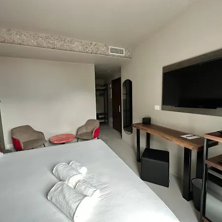 Clementina Boutique Hotel Colonno