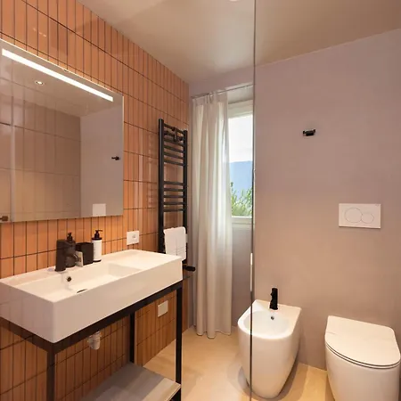 Clementina Boutique 4* Colonno