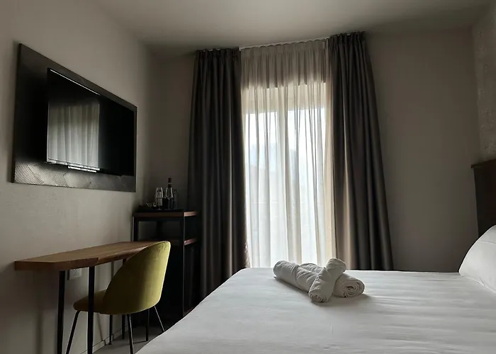 Clementina Boutique Hotell Colonno