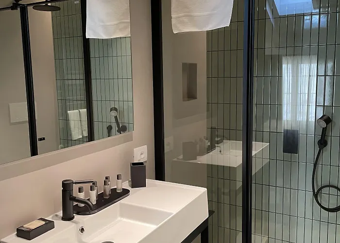 Clementina Boutique 4* Colonno