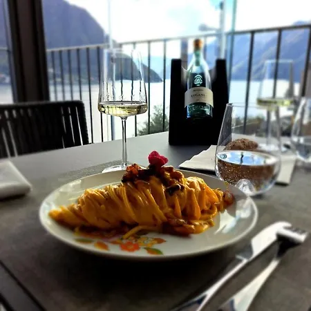 מלון Clementina Boutique 4*