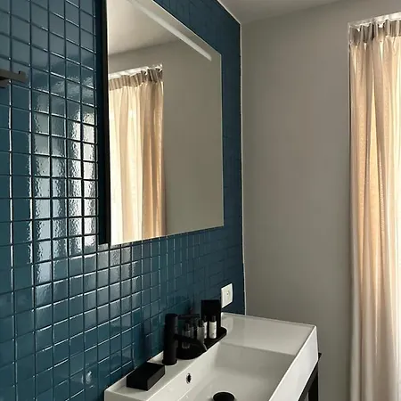 מלון Clementina Boutique