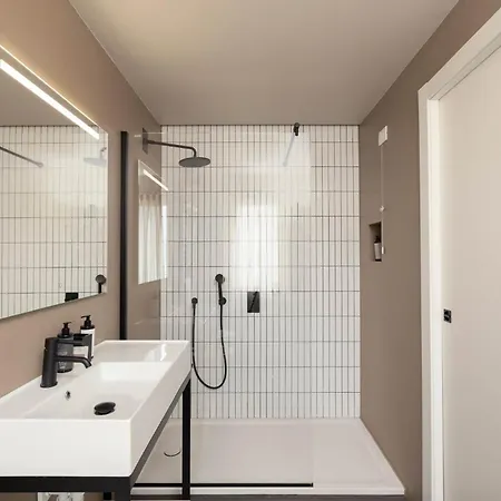 Clementina Boutique Colonno