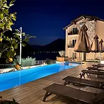 Clementina Boutique 4* Colonno