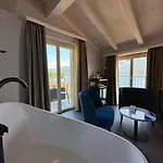 Clementina Boutique Hotel